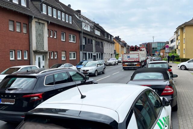 Für Radfahrer kann es auf dem Schüttenwall eng werden.
