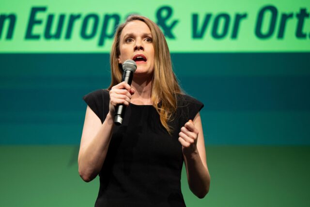 Die in Marl aufgewachsene Terry Reintke ist deutsche und europäische Spitzenkandidatin der Grünen für die Europawahl 2024,