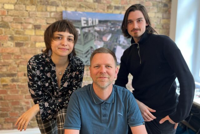 Moderatorin Nora Varga (v.l.), Tobias Weckenbrock und Maurice Prior sind in der aktuellen Folge des PottCAS zu hören.