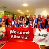 „Welcome Albania!“ Für die Nationalkicker gab es am Samstagabend im Sportcentrum Kamen-Kaiserau einen großen Empfang.