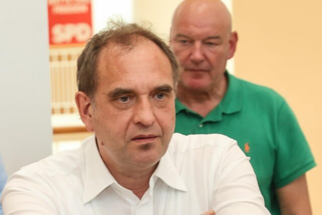 Schon bei der Prognose um 18 Uhr hatte sich der grüne Absturz angedeutet.