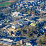 Luftbild zeit das Gelände des Schulzentrums.