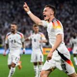 Deutschlands Florian Wirtz jubelt nach seinem Tor zum 1:0 im Eröffnungsspiel der EM 2024 gegen Schottland.