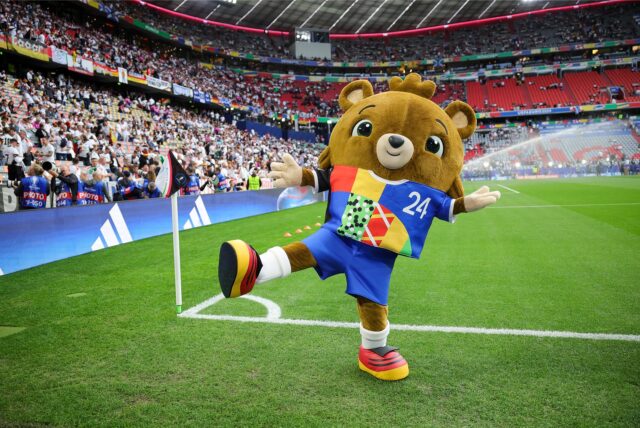 Albärt, das Maskottchen der Fußball-EM