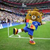 Albärt, das Maskottchen der Fußball-EM