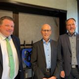 Bürgermeister Andreas Stegemann, Hubert Vornholt, Siegfried Schweigmann im Neuen Rathaus