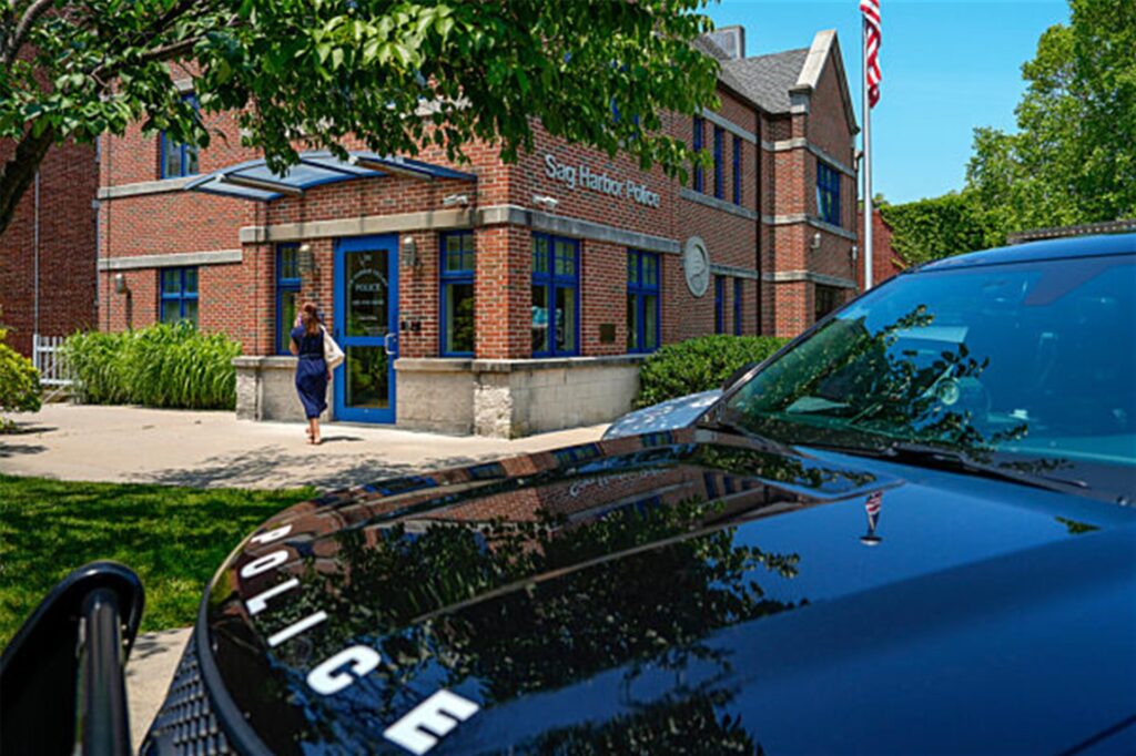 Blick auf das Polizei-Hauptquartier in Sag Harbor. 