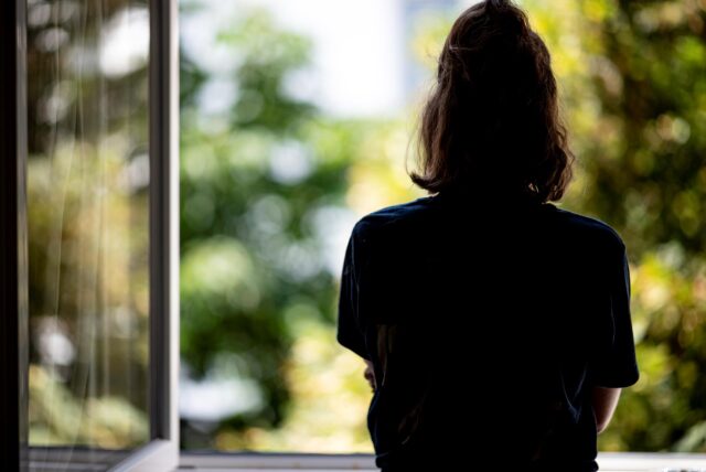 Eine drogenkranke Frau (45) aus Recklinghausen erinnerte sich vor Gericht an Sex-Übergriffe durch einen Dortmunder Sicherheitsmann (23) zurück. Die Frau wurde vor Jahren schon mal Opfer einer Vergewaltigung. (Symbolbild)