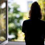 Eine drogenkranke Frau (45) aus Recklinghausen erinnerte sich vor Gericht an Sex-Übergriffe durch einen Dortmunder Sicherheitsmann (23) zurück. Die Frau wurde vor Jahren schon mal Opfer einer Vergewaltigung. (Symbolbild)