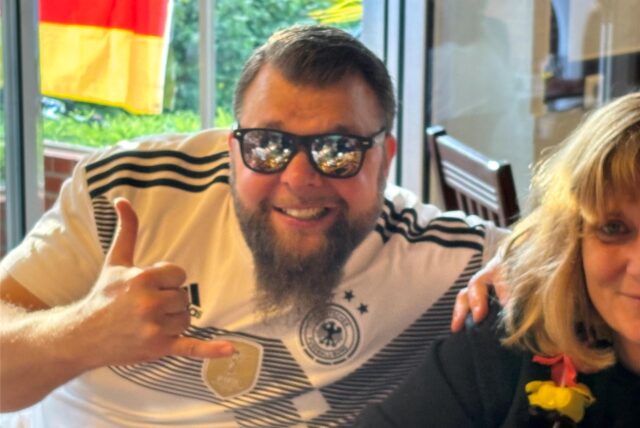 Gast während des Spiels im Brauhaus Rütershoff.