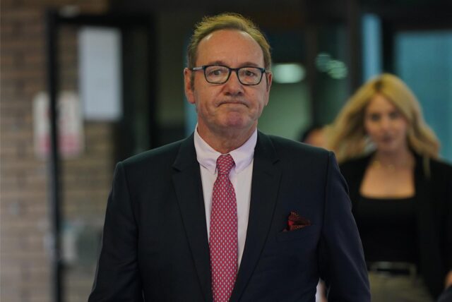 Kevin Spacey im Juli 2023, unmittelbar nach dem Freispruch vor einem Londoner Gericht