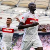 Stuttgart-Stürmer Serhou Guirassy bejubelt ein Tor