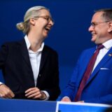 Alice Weidel und Tino Chrupalla bilden auch für die kommenden zwei Jahre die Doppelspitze der AfD.