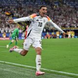 Deutschlands Jamal Musiala bejubelt sein Tor zum 2:0.