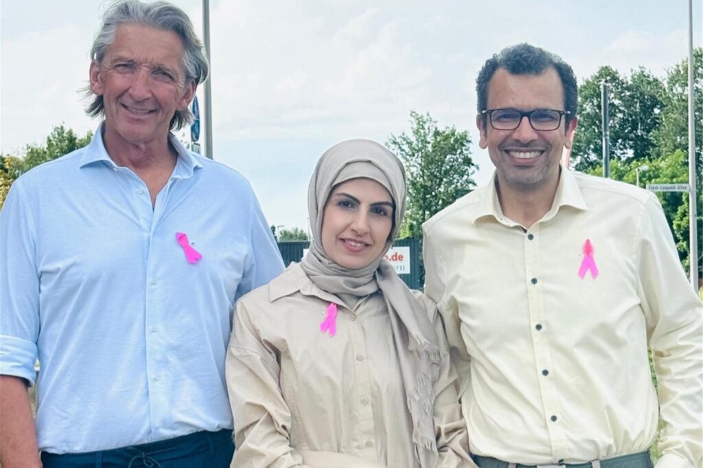 Das Organisationsteam des Dorstener Brustkrebslaufs (von links): Andreas Schilasky, Prof. Dr. Khadijeh Mohri und Dr. Ali Abdali