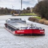 Schiff auf Dortmund-Ems-Kanal