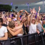 Feiernde Menschen beim diesjährigen Sunset-Beach-Festival.