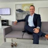 Der 31-Jährige Depotmanager tritt stilsicher auf.