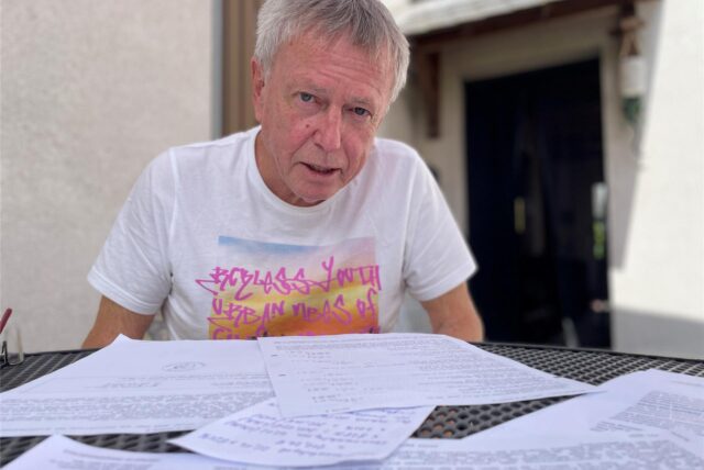 Die Grundsteuerreform in NRW verärgert den Castrop Rauxeler Wolfgang Preikschat. Er muss künftig mindestens 40 Prozent, vielleicht sogar 70 Prozent mehr Grundsteuern bezahlen.