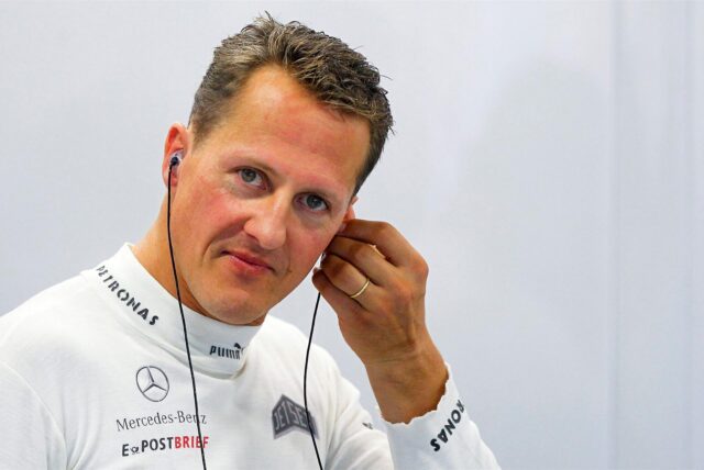 Der Formel-1-Fahrer Michael Schumacher beim Training zu einem Formel-1-Rennen. Kriminelle sollen versucht haben, die Familie des früheren Formel-1-Weltmeisters zu erpressen.