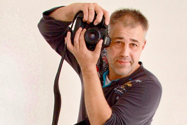 Jens Lukas war in den vergangenen Jahren Sportredakteur der Ruhr Nachrichten Castrop-Rauxel. Er bleibt leidenschaftlicher Fotograf.