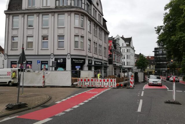 Eine Baustelle auf der Straße Am Lohtor in Recklinghausen.