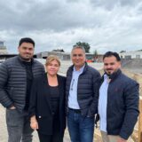 Ibrahim, Hülya, Mehmet und Mehmet jun. Mihlar sahen sich die Baufortschritte auf dem Bauplatz an der Recklinghäuser Straße an.