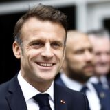 Der französische Präsident Emmanuel Macron kommt zur zweiten Runde der Parlamentswahlen in Le Touquet-Paris-Plage zur Wahl.