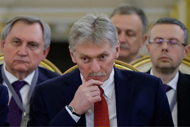 Kreml-Sprecher Dmitri Peskow nimmt an einer Sitzung des Obersten Eurasischen Wirtschaftsrates der Eurasischen Wirtschaftsunion im Kreml in Moskau, Russland.