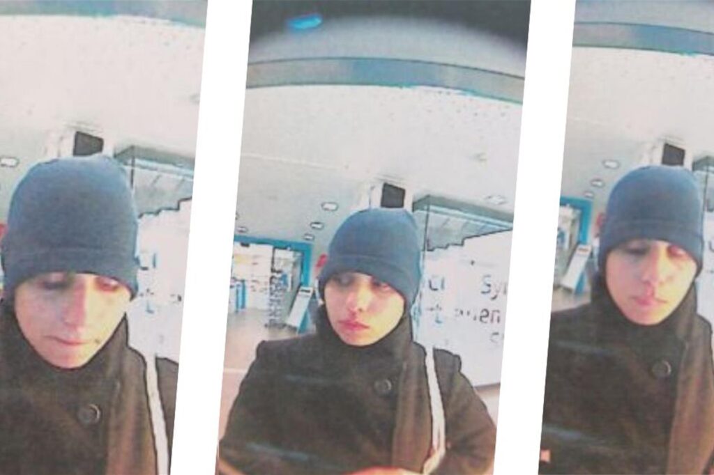 Fotos einer Überwachungskamera, zu sehen ist eine unbekannte Frau mit blauer Mütze und schwarzem Mantel an einem Geldautomaten in Gladbeck.