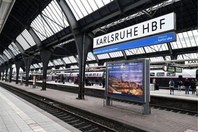 Der Hauptbahnhof in Karlsruhe.