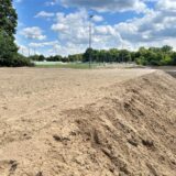 Eine Baufläche vor der Sportanlage Lippspieker