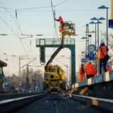 Ab diesem Montag (15. Juli) wird die Bahnstrecke zwischen Mannheim und Frankfurt für Bauarbeiten voll gesperrt. (Archivbild)