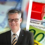 Bildkombo: im Hintergrund eine Steuererklärung, Euro-Scheine und Monopoly-Häuser, im Vordergrund Stadtkämmerer Michael Eckhardt.
