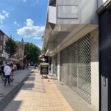 Gitter verriegeln ein Geschäft