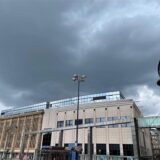 Bereits am Mittag waren über der Dortmunder City teils dunkle Wolken zu sehen.