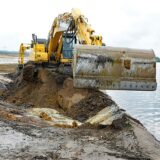 Baustelle Arbeiten Bagger Wasser Lippe Flutung Damm Insel Lippeaue