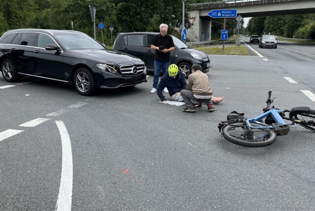 An der Abfahrt des Autobahnzubringers zur A 43 prallte Fahrradfahrer Christoph Schay Anfang Juli mit einem Pkw-Fahrer zusammen, der ihn übersah.