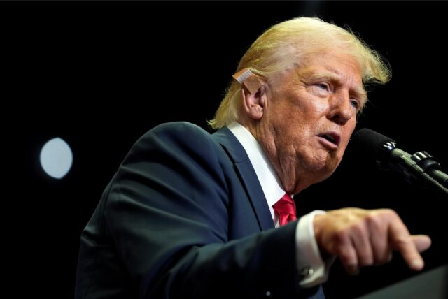 Der republikanische Präsidentschaftskandidat und ehemalige US-Präsident Donald Trump spricht bei einer Wahlkampfveranstaltung.