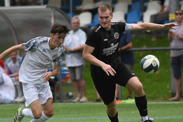 In einem Testspiel-Duell zweier Aufsteiger hatte Wacker Obercastrop II gegen den FC Erkenschwick mit 5:0 (2:0) die Nase vorn.