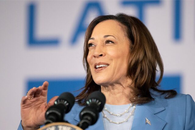 US-Vizepräsidentin Kamala Harris spricht während einer Wahlkampfveranstaltung.
