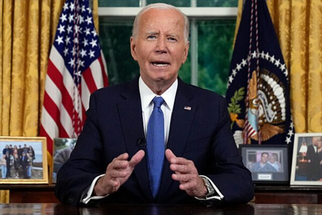 US-Präsident Joe Biden spricht im Oval Office