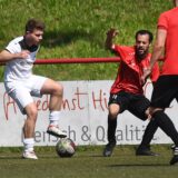 SuS Teutonia Waltrop (weiße Trikots) gewann ein spannendes Testspiel gegen die SG Arminia/Victoria Habinghorst.