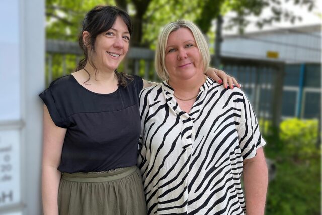 Pflegedienstleitung Stefanie Bartosch (l.) und Katja Schnittka, die Geschäftsführerin im KS Pflegedienst, können ihr Unternehmen ausbauen.
