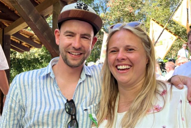 Das glückliche Königspaar: Lukas Pieper und Lena Rekers.