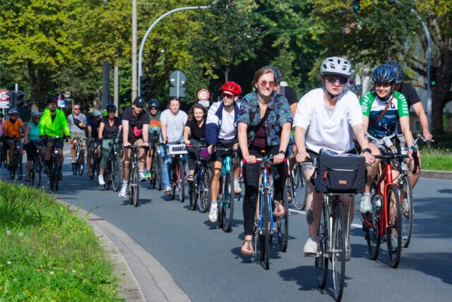 Zur Fahrradsternfahrt Ruhr werden mehr als 1.000 Radfahrerinnen und Radfahrer am 10. August in Dortmund erwartet.