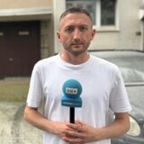 Philipp Pohl schaut in die Kamera.