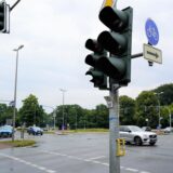 An der Kreuzung Herzlia Allee/Bergstraße/Rappaportstraße wird am Montagmorgen die Ampelanlage zeitweise ausgeschaltet.