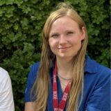Lena van der Vlugt (l.) und Johanna Uffkes (r.) sind mit ihren Aktionen in der Münsterstraße in der Dortmunder Nordstadt unterwegs.