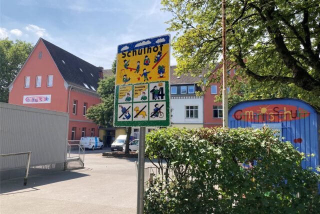 Blick auf den Schulhof der Comeniusschule in Herten-Scherlebeck.
